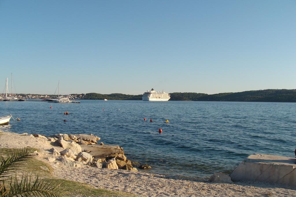 Apartment Nives Trogir Dış mekan fotoğraf