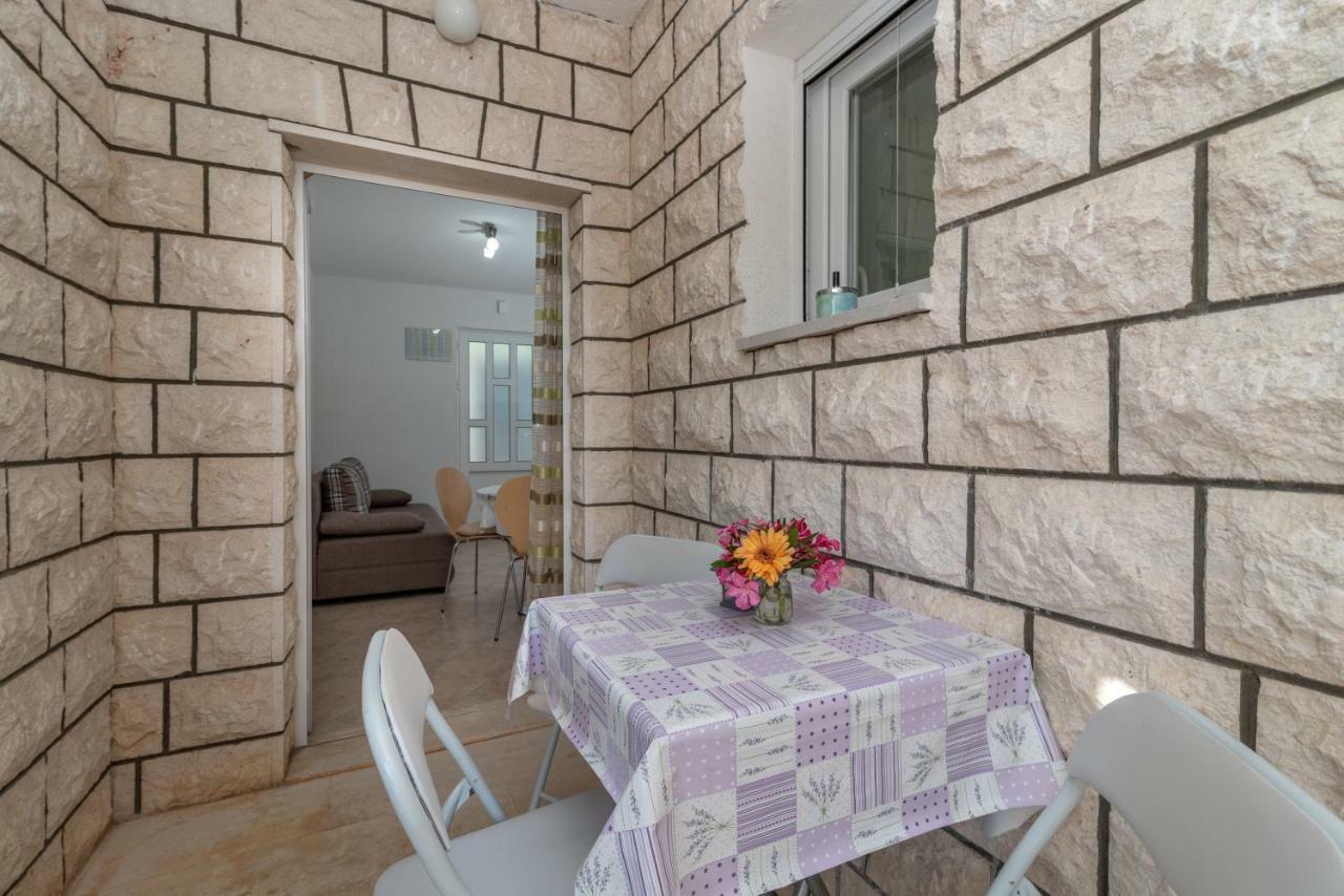 Apartment Nives Trogir Dış mekan fotoğraf