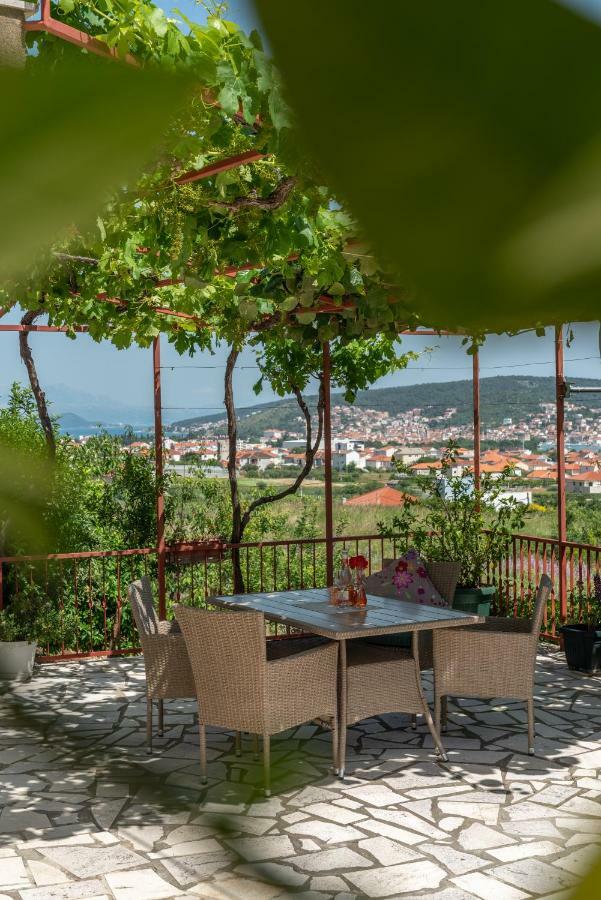 Apartment Nives Trogir Dış mekan fotoğraf
