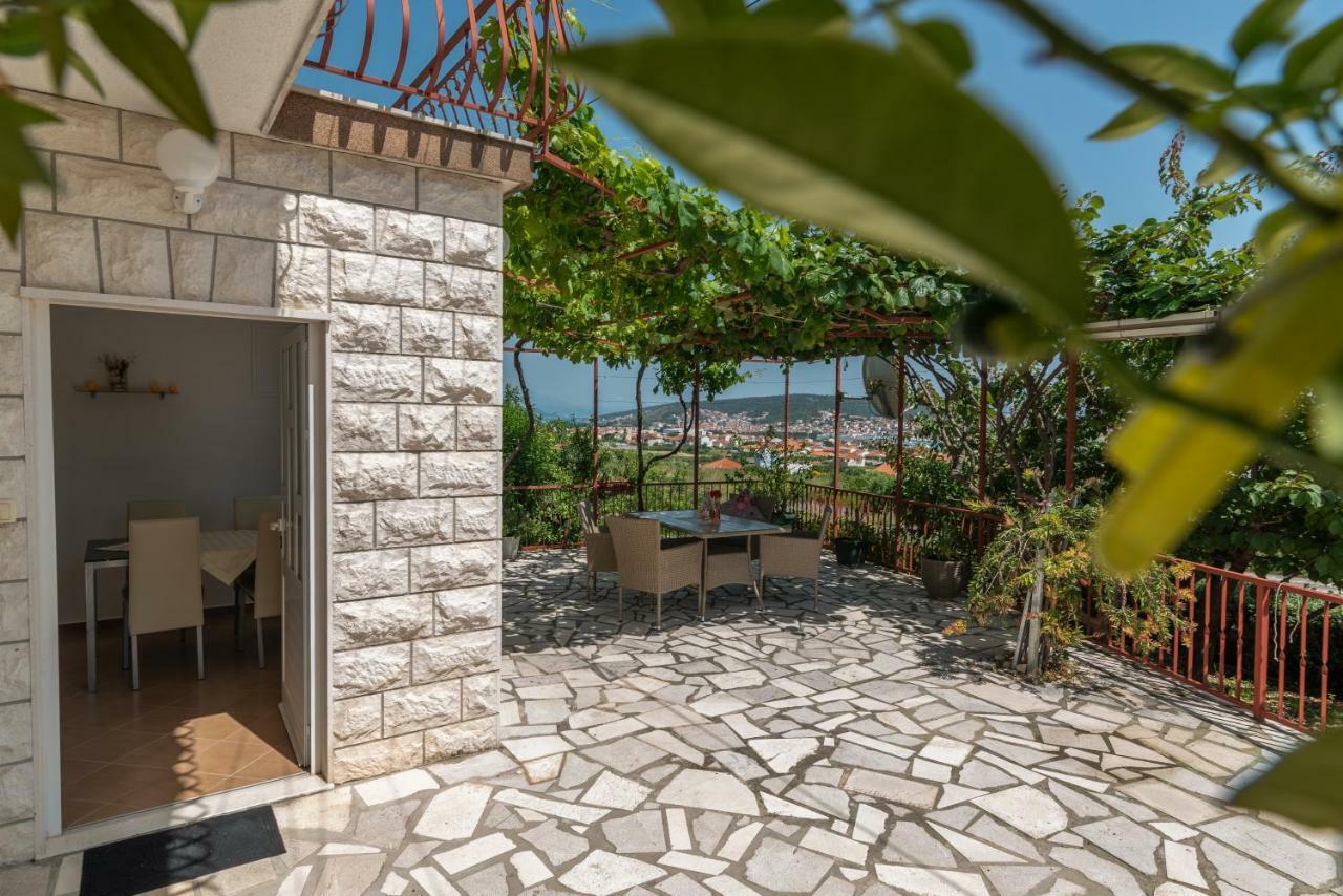Apartment Nives Trogir Dış mekan fotoğraf