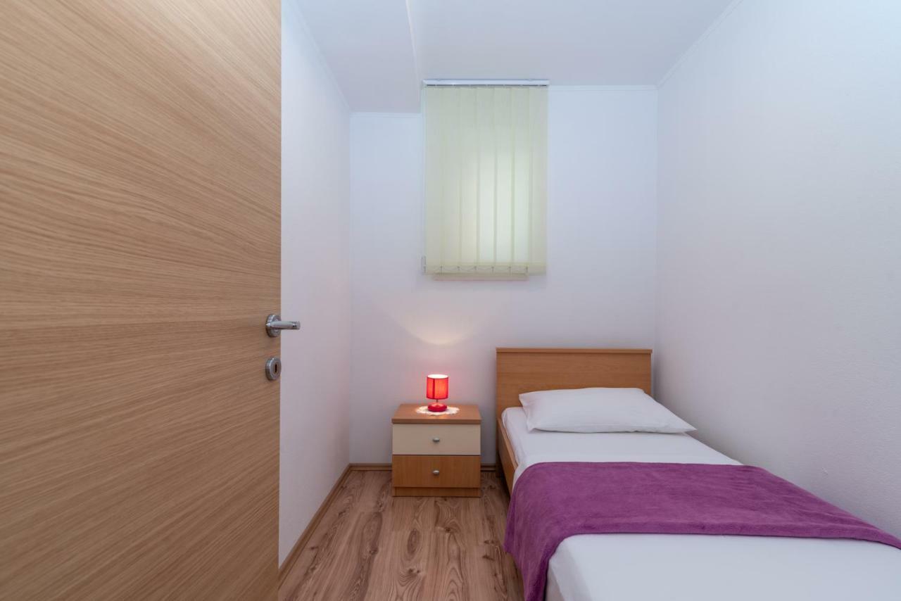 Apartment Nives Trogir Dış mekan fotoğraf