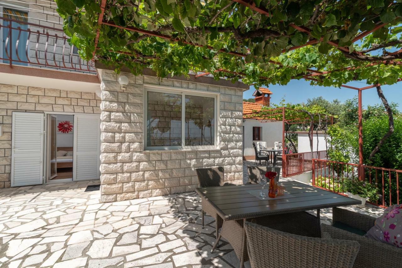 Apartment Nives Trogir Dış mekan fotoğraf